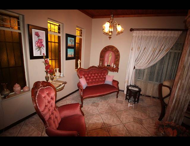 5 BEDROOM HOUSE SOLD IN DORANDIA